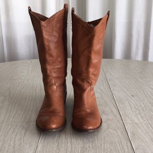 Frye tan Carson pull on cowboy boots sz 9
